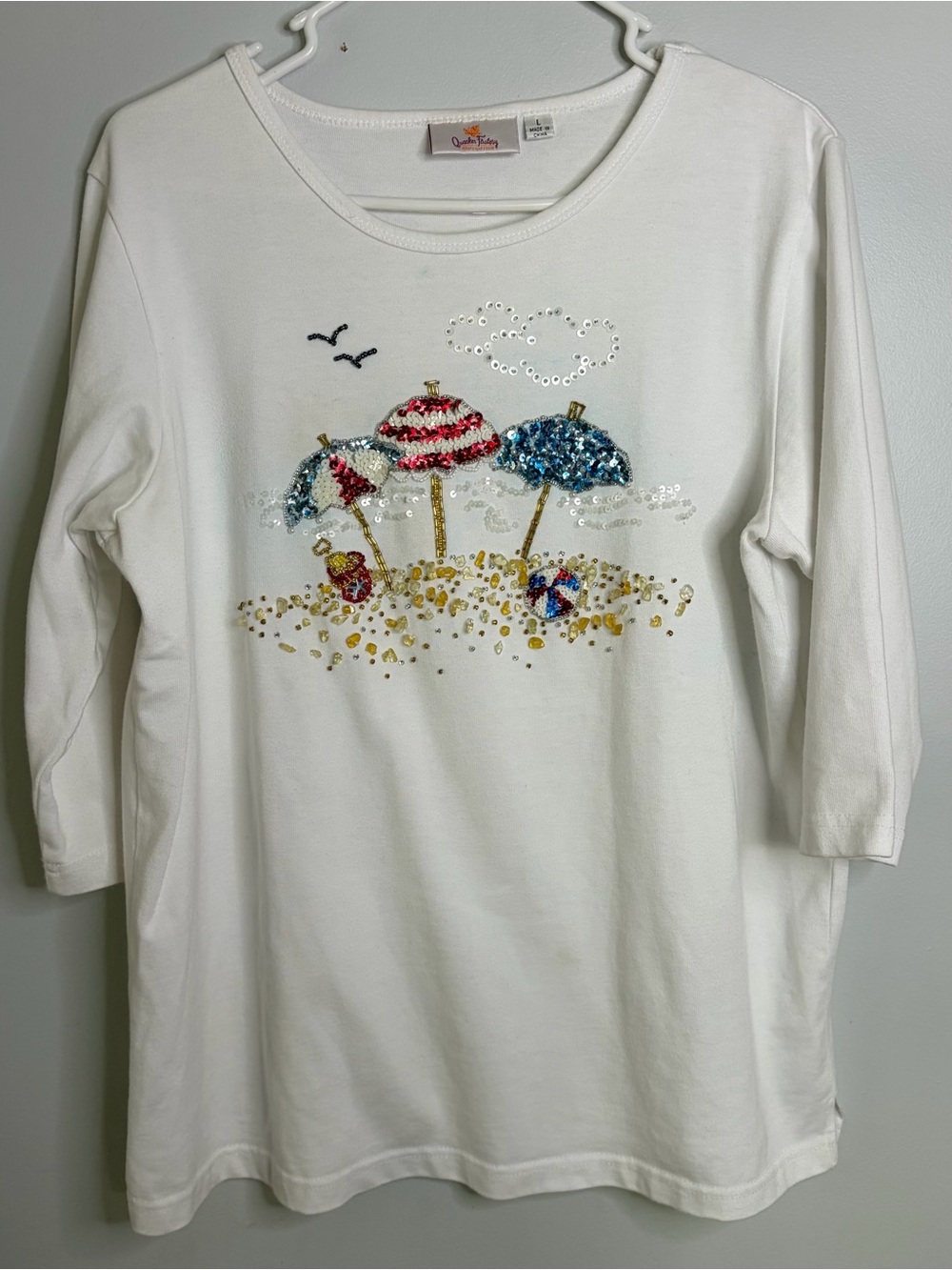 The Quacker Factory White Sequin Beach Umbrella Tee 100% Cotton
